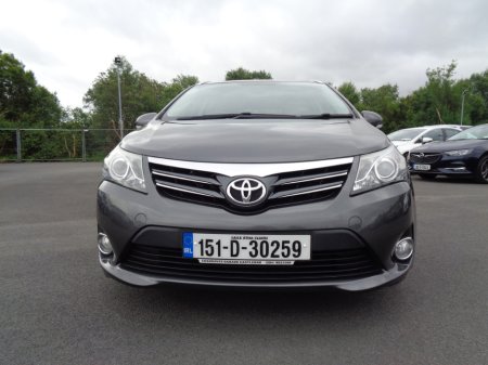 2015 Toyota Avensis 2.0d-4d Aura Estate €13,900