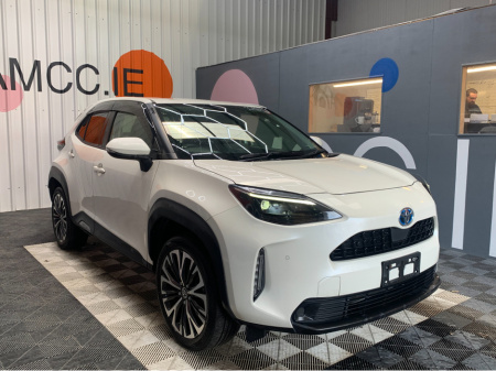 2020 Toyota Yaris Cross 1.5 HYBRID / 77k KMs / Automatic / Heated Seats & Reverse Camera
