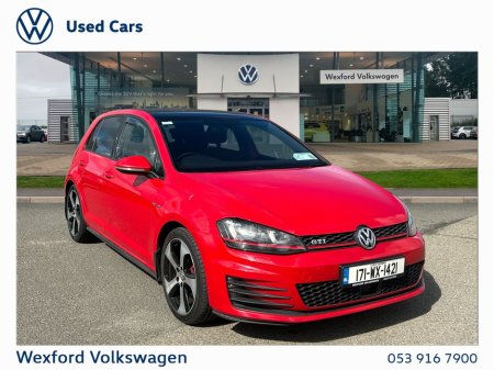 2017 Volkswagen Golf GTI 2.0TSI 220HP AUTO