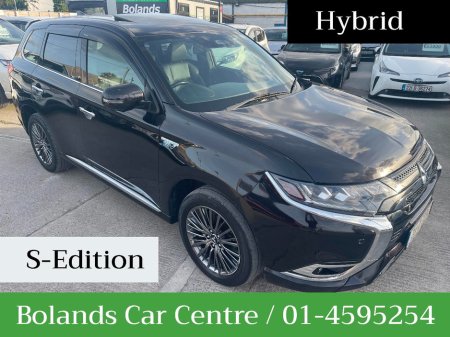 2020 Mitsubishi Outlander (S-Edition) HYBRID 2.4 PHEV AUTOMATIC 5DR MODEL www.bolandscarcentre.ie