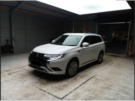 2021 Mitsubishi Outlander DESIGN PHEV 13.8KwH BATTERY
