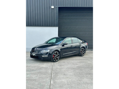 2017 Skoda Octavia RS 2.0TDI 184HP DSG 4x4 €23,995