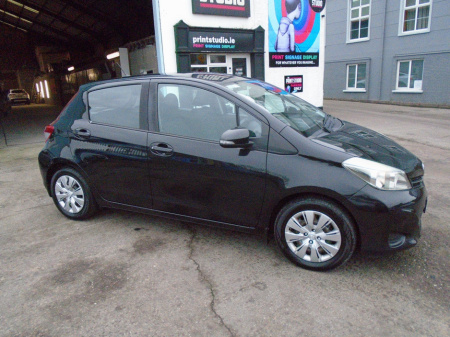 2013 Toyota Yaris 1.0 LUNA 4DR
