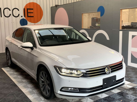 2019 Volkswagen Passat Passat 2.0 TDI Highline / 48k KMs / Heated Leather Seats / Passat Automatic