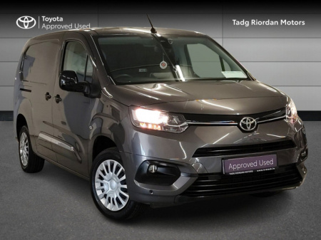 2023 Toyota Proace City 130HP LWB A/T Price includes VAT