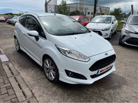 2015 Ford Fiesta 1.0 ECOBOOST TITANIUM X 3DR €8,500