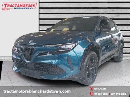 2025 Alfa Romeo Junior IBRIDA TECH PACK PREMIUIM PACK