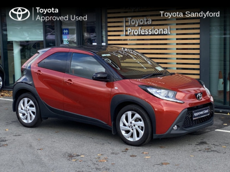 2022 Toyota Aygo X X DESIGN // NEW MODEL // REAR CAMERA & PARK ASSIST // TOYOYTA SAFETY SENSE // AIR CON // BLUETOOTH // CARPLAY/ANDROID AUTO // FULL WARRANTY €17,945