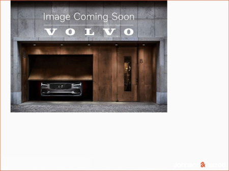 2018 Volvo XC40 T3 156bhp Inscription (Rear Camera / Heated Steering Wheel / Park Assist)