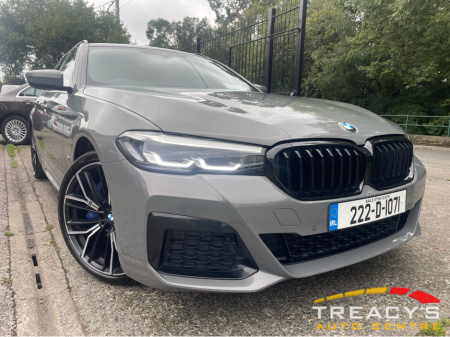2022 BMW 5 Series M SPORT AUTOMATIC TOURING BERNINA GREY PANORAMIC ROOF PRO PACK
