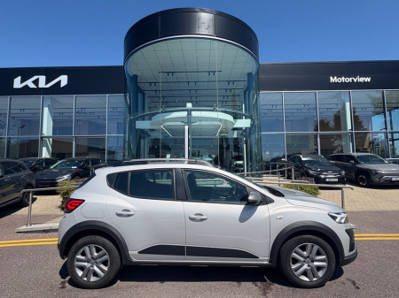 2023 Dacia Sandero Stepway Expression TCE 90 NBI, Bluetooth, Full Service History, Reversing Camera, Multi-Function Steering Wheel, Sat Nav €17,900