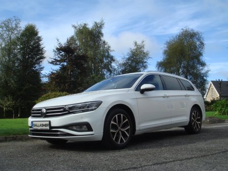 2022 Volkswagen Passat Estate SEL 2.0 TDI 150 BHP Evo SCR €200 Road Tax *** Your's from as little as €107 per week *** SALE *** SALE *** SALE ***