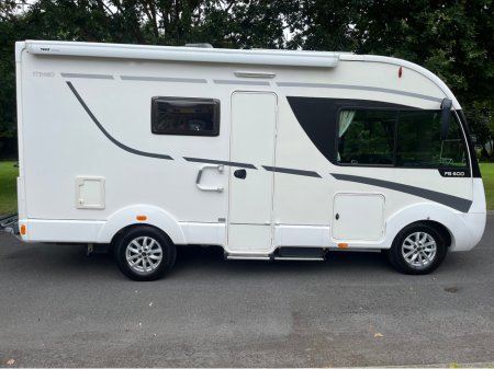 2015 Rapido Serie Distinction RAPIDO ITENIO A-CLASS 4-BERTH FRENCH BED  2015 LEFT HAND DRIVE  MANY EXTRAS