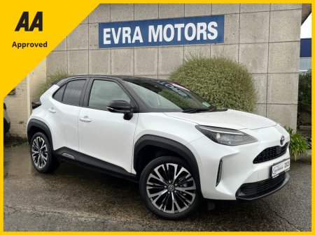 2023 Toyota Yaris Cross Z AUTOMATIC 1.5 PETROL //HIGH SPEC//HEATED SEATS AND STEERING WHEEL//HALF LEATHER SEATS//REVERSE CAMERA//