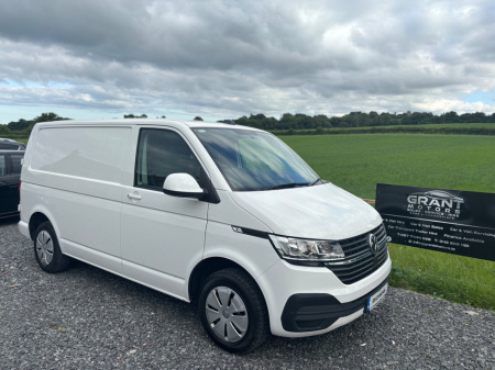 2021 Volkswagen Transporter  €19,998