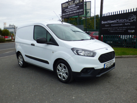 2019 Ford Transit Courier 1.5 TDCI 6SP TREND // PRICE EXCL. VAT // 07/26 CVRT // ONE PREVIOUS OWNER // FULL DOCUMENTED SERVICE HISTORY // PARKING SENSORS, BLUETOOTH AND ELECTRI