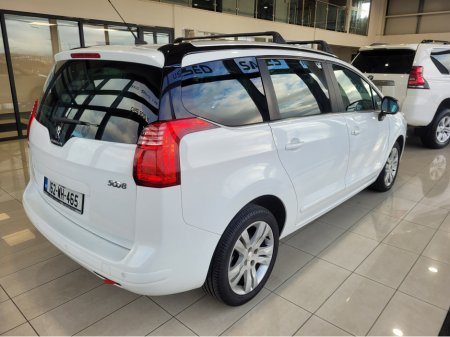 2016 Peugeot 5008 FAMILY 1.6 BLUE HDI 120 L €11,950