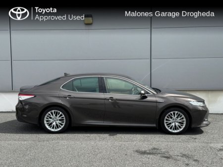 2021 Toyota Camry 2.5 Hybrid Platinum Call Now : 041 980 2420 €34,950