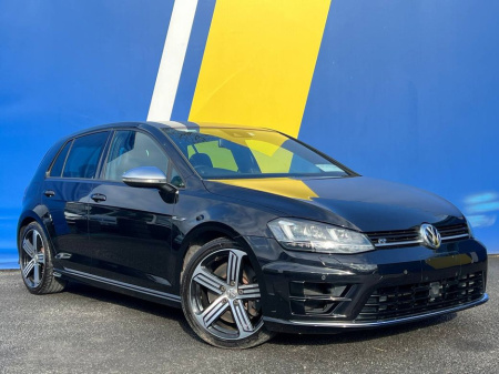 2016 Volkswagen Golf R 4MOTION 2.0 TSI AUTO // SERVICE HISTORY // LEATHER HEATED SEATS // BLUETOOTH MUSIC €25,900