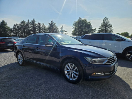 2017 Volkswagen Passat CL 1.6tdi M6F 120HP 4DR