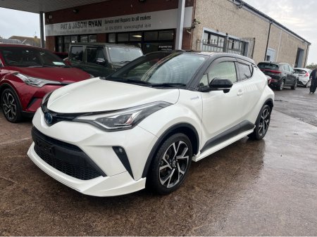 2020 Toyota C-HR Hybrid sport