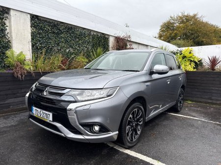 2017 Mitsubishi Outlander 2.0 PHEV HYBRID / GX4H HIGH SPEC / TAX €170