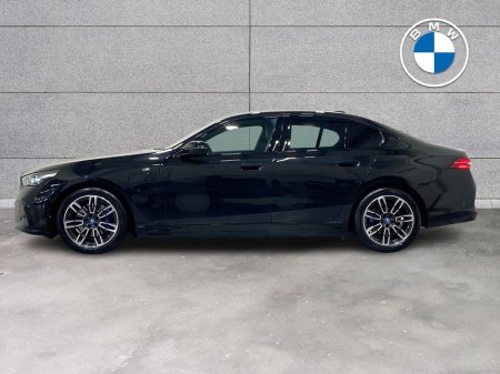 2024 BMW 5 Series 530e M Sport Saloon €62,950
