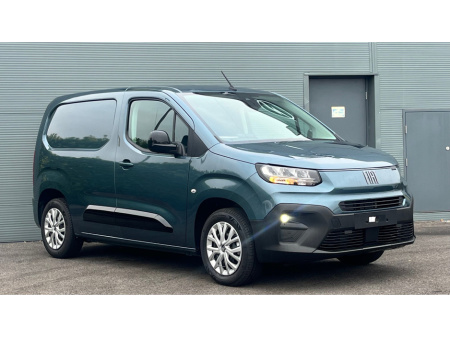 2025 Fiat Doblo 1.5 - 100BHP - Technico Plus Model * 5 Year Warranty * €24,757
