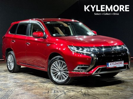 2020 Mitsubishi Outlander 2.4 BLACK HALF LEATHER - FACTORY ALLOYS - ANDROID AUTO / APPLE CAR PLAY