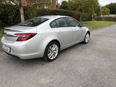 2015 Opel Insignia SC 1.4T 4DR €10,950