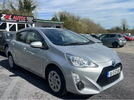 2016 Toyota Aqua 1.8 Hybrid