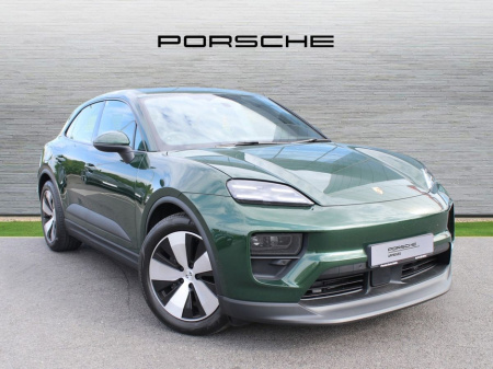 2025 Porsche Macan 4 Electric €101,000