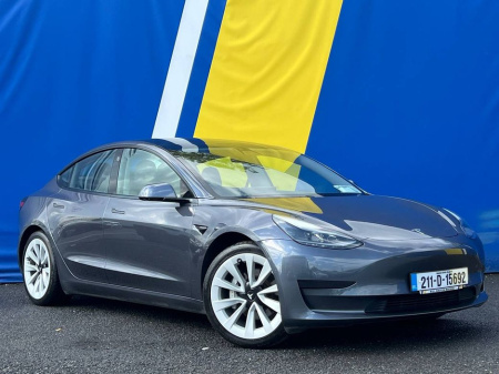 2021 Tesla Model 3 STANDARD RANGE + // PANORAMIC SUNROOF // TESLA AUTOPILOT // POWERED BOOT LID