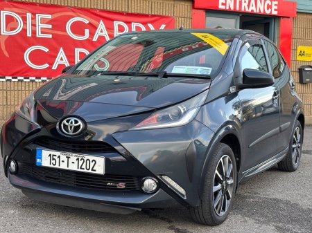 2015 Toyota Aygo 1.0 VVT-i x-play €6,750