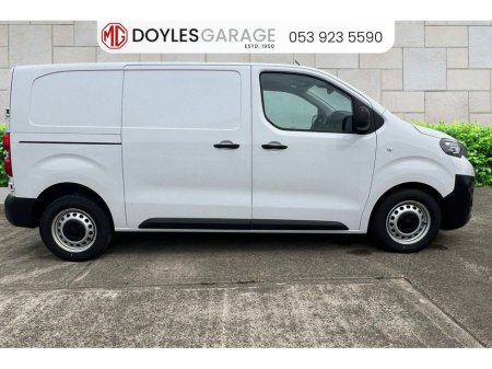 2024 Peugeot Expert EXPERT PROFESSIONAL STD 1.5 HD €23,537