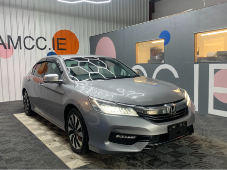 2019 Honda Accord 2.0 HYBRID AUTOMATIC / 74k KMs / Reverse Camera, Adaptive Cruise & More
