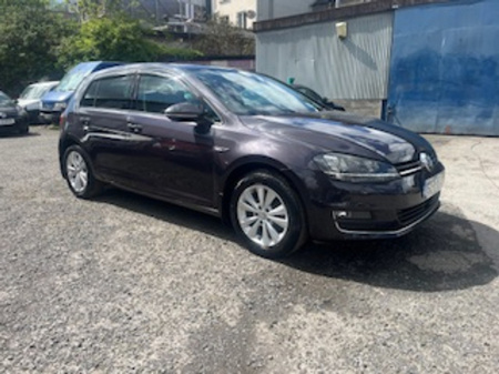 2015 Volkswagen Golf SAT NAV LOUNGE REVERSE CAMERA €12,450