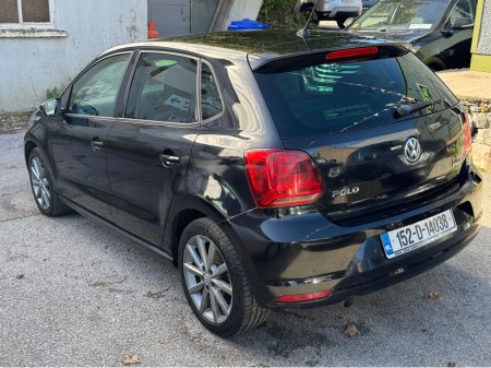 2015 Volkswagen Polo Ideal starter car €10,200