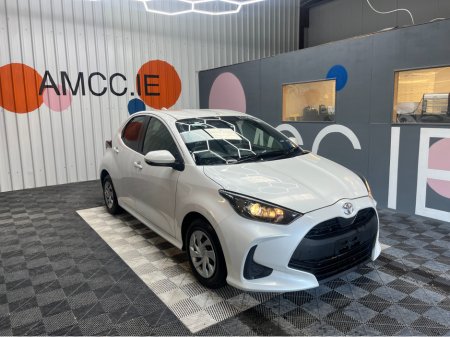 2022 Toyota Yaris €17950! YARIS AUTOMATIC 1.0 PETROL / 39k KMs / REVERSE CAMERA & MORE