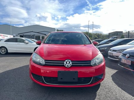 2014 Volkswagen Golf  €7,999