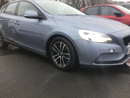 2016 Volvo V40 2.0 D2 Momentum 120BHP 5DR