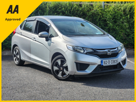 2016 Honda Fit DAA-GP5 HYBRID 5DR AUTO €8,950