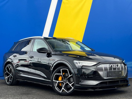 2021 Audi e-tron 50 QUATTRO RS-PERFORMANCE PACK // ADAPTIVE AIR SUSPENSION // LEATHER INTERIOR // MULTIMEDIA DISPLAY €28,900