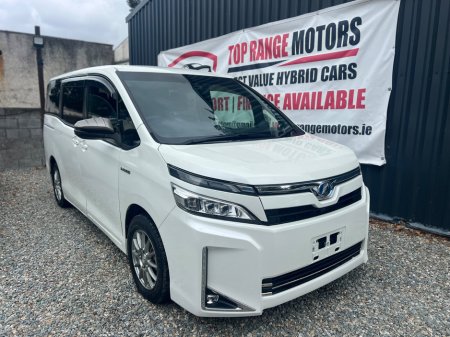 2018 Toyota Voxy 