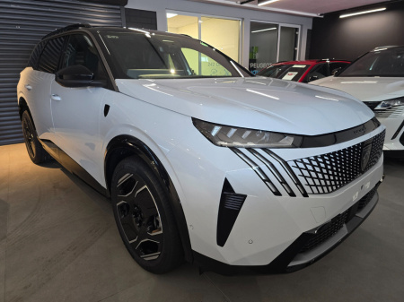2025 Peugeot 5008