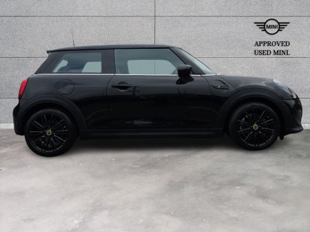 2022 MINI Hatch Electric Shadow Edition €22,950