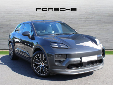 2025 Porsche Macan 4 Electric €105,000