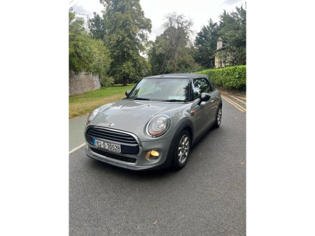2016 MINI Cooper 1.5 AUTOMATIC COOPER CONVERTIBLE €12,450