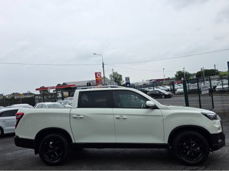 2025 KGM Musso 2.2 PICK UP 5 SEATER COMMERCIAL 4WD 200 BHP 3.5 TON TOWING CAPACITY REV-CAMERA // 5 YEAR WARRANTY // APPLY FOR FINANCE TODAY // THE BEST VALUE PICK UP IN IRELAND // €40,950