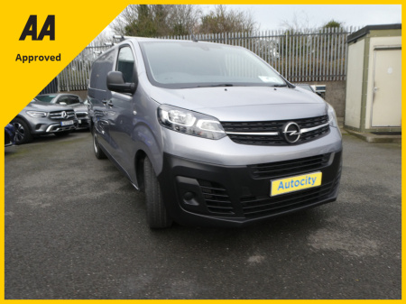 2023 Opel Vivaro Komfort 6SP TAX & DOE 11/25 PLUS VAT €20,450